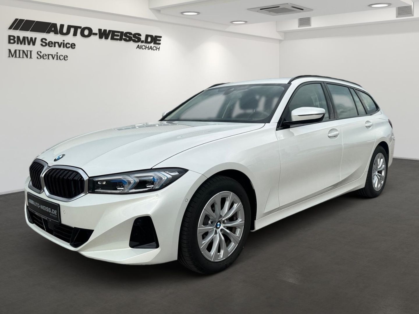BMW 318 iAT  +HUD+ADAPTIVE-LED+ACC+NAVI+SHZ+DAB+MFL+