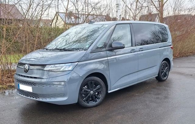 Volkswagen T7 Multivan 2.0 TSI DSG 5 Sitze