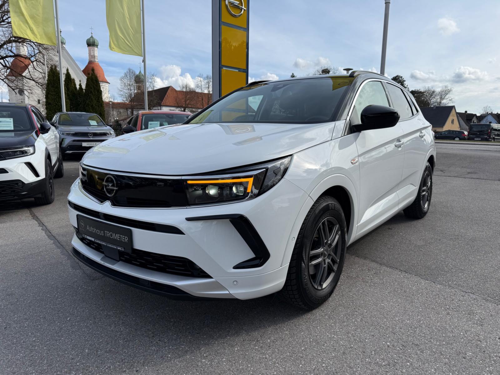 Opel Grandland Ultimate 1.2 Turbo  *Automatik*AHK*