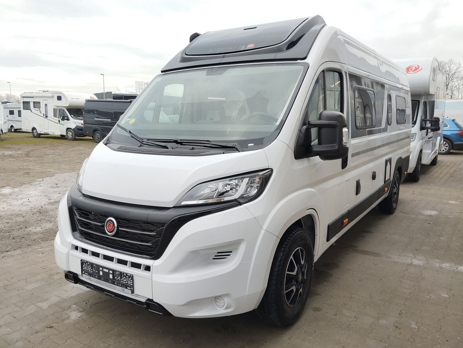 Fahrzeugabbildung Eura Mobil Van V 635 EB Mondial Plus/Mark./Fahrradträger
