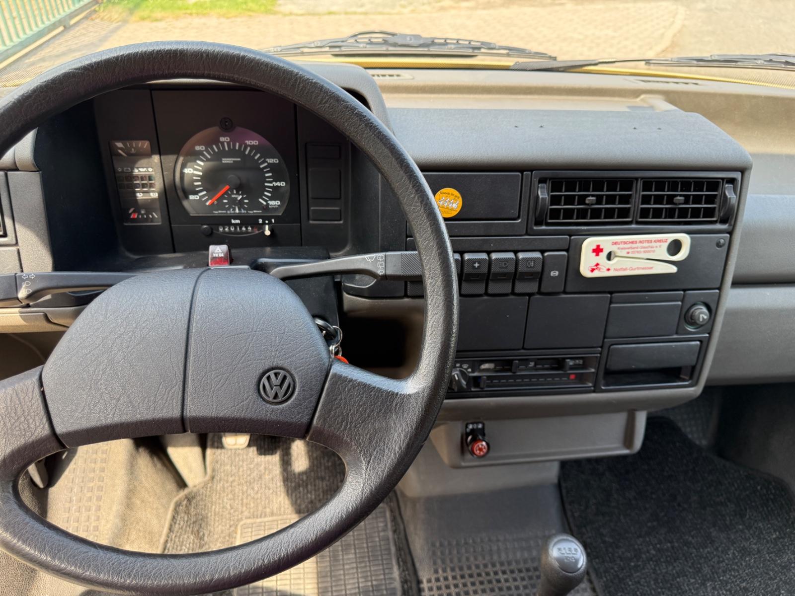 Volkswagen T4 Krankenwagen DRK 2.5 Lang