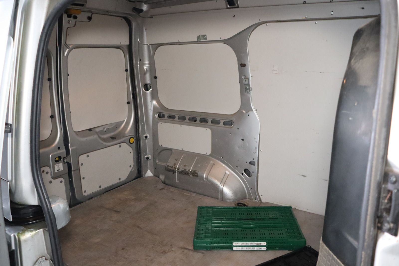 Fahrzeugabbildung Ford Transit Connect 1.8 DTCi T230 Kasten mit Klimaan