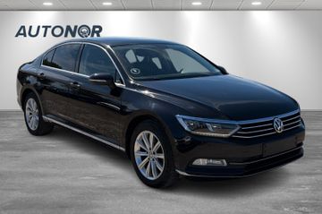 Volkswagen Passat - 2