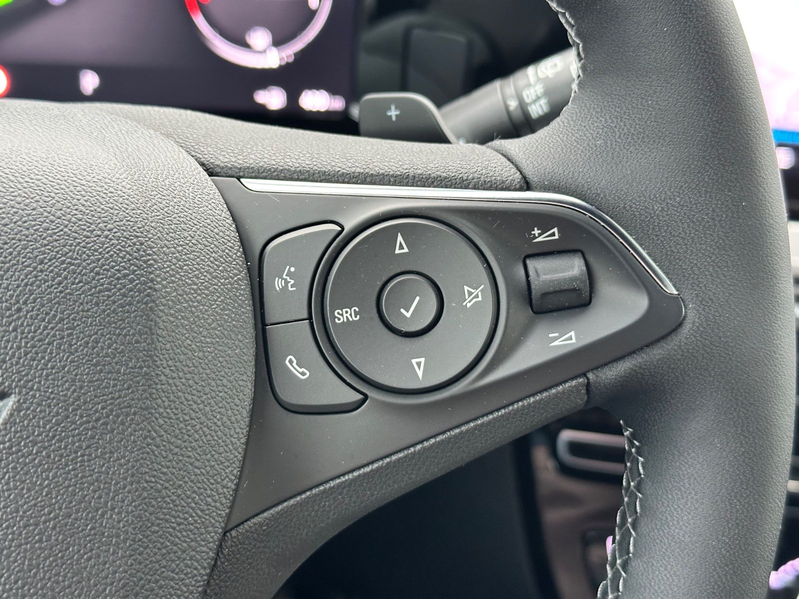 Fahrzeugabbildung Opel Mokka Hybrid Ultimate Navi*Sitzh.*Kamera*Keyless