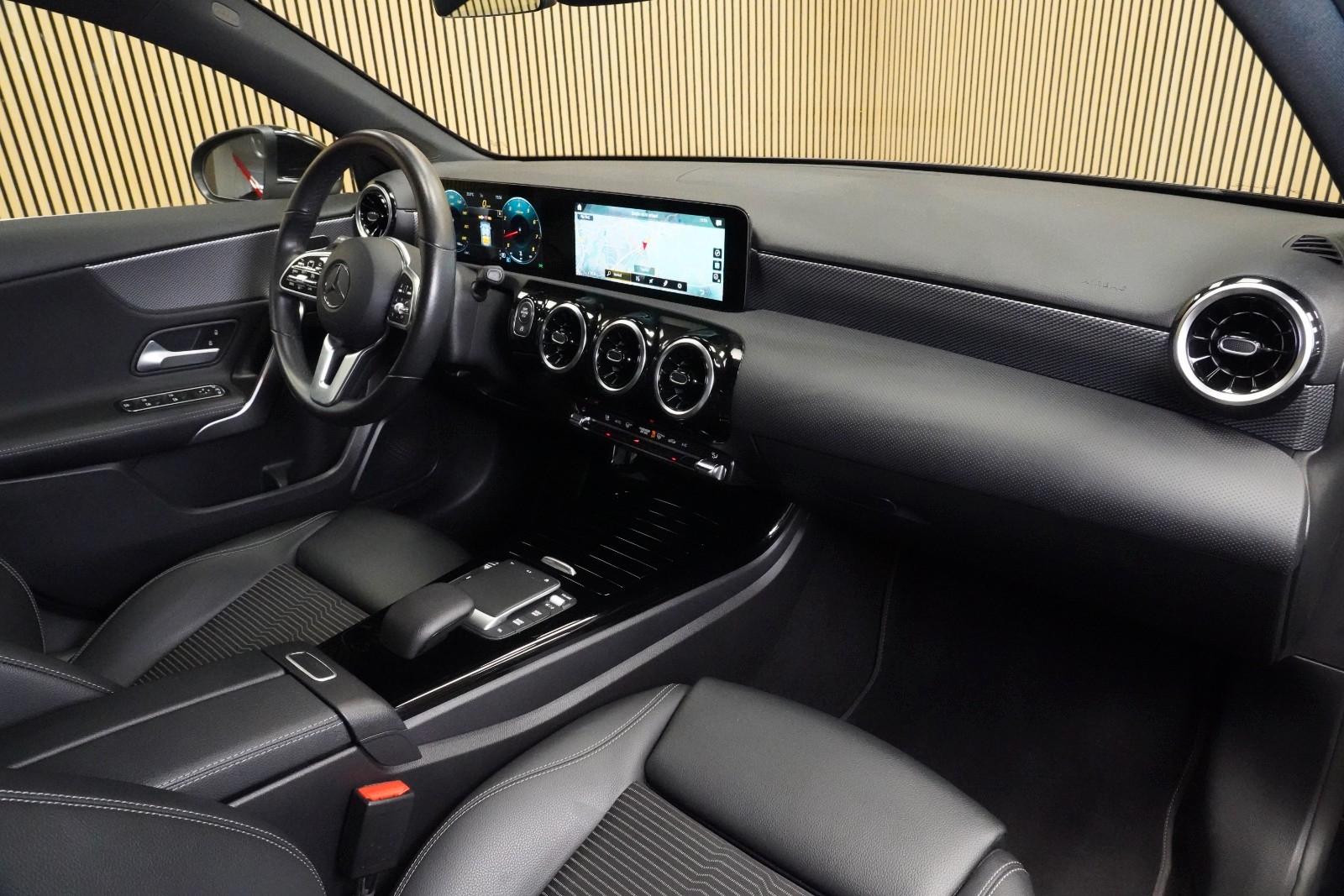 Mercedes-Benz A 250 +LED+MBUX+CARPLAY+DAB+CARBON+AUG. REALITY+