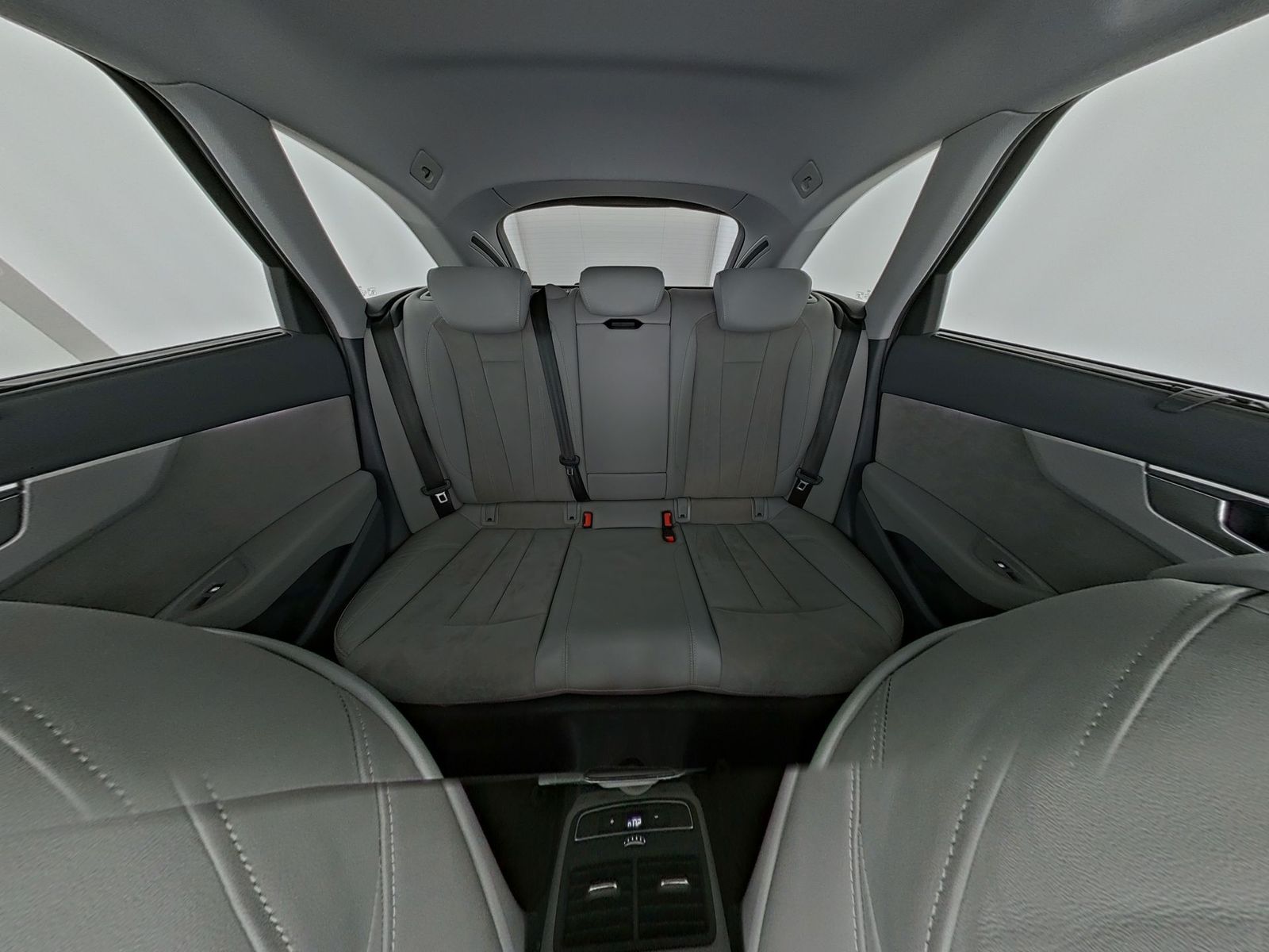Audi A4 design quattro Xenon ACC Kamera SHZ PDC foto 17