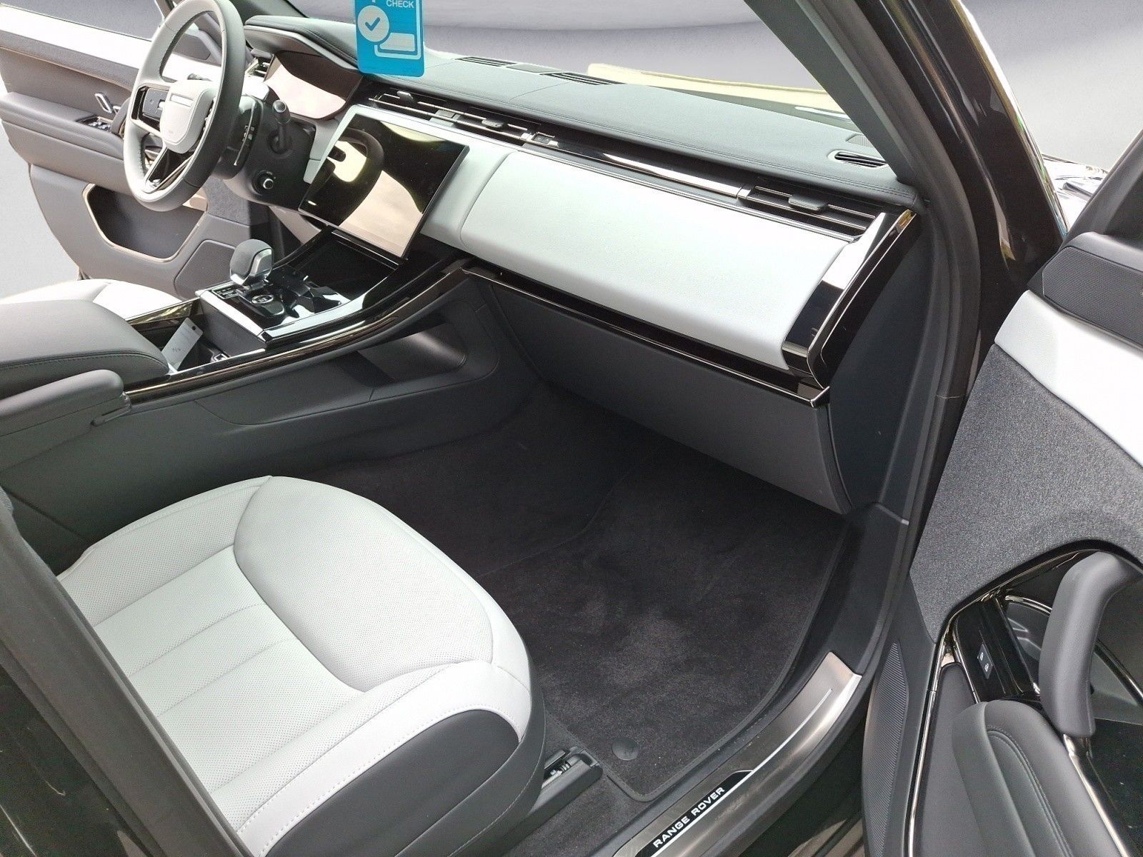 Land Rover Range Rover Sport D250 Dynamic SE 22'BLACKPACK A imagem 3
