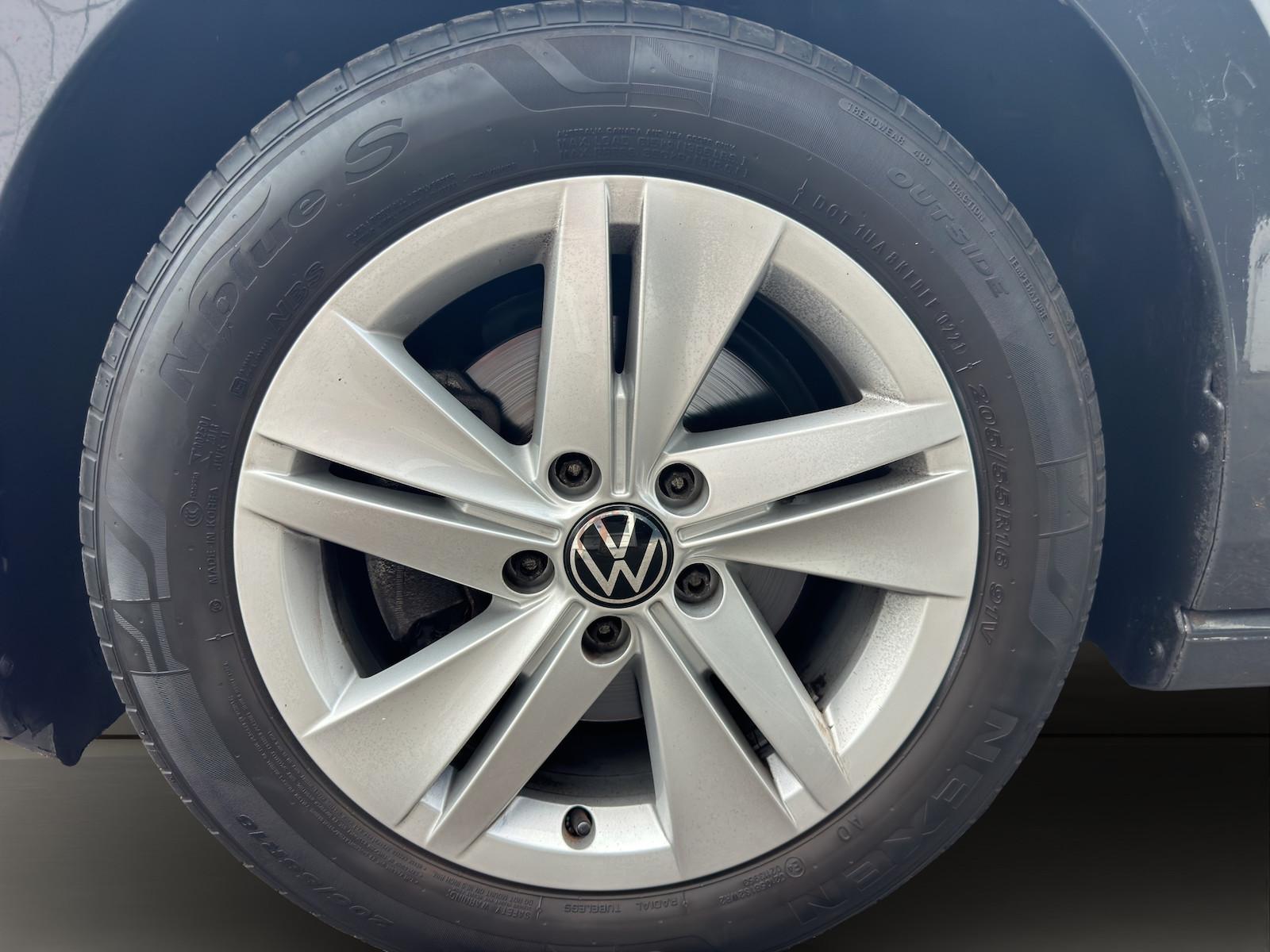 Volkswagen Golf 1.5 TSI Lim. Life LED Matrix Pano APP, миниатюра 21