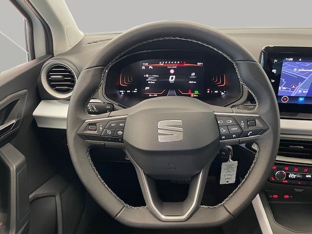 Fahrzeugabbildung SEAT Arona Road Edition Navi LED VerkehrszeichERK Nav