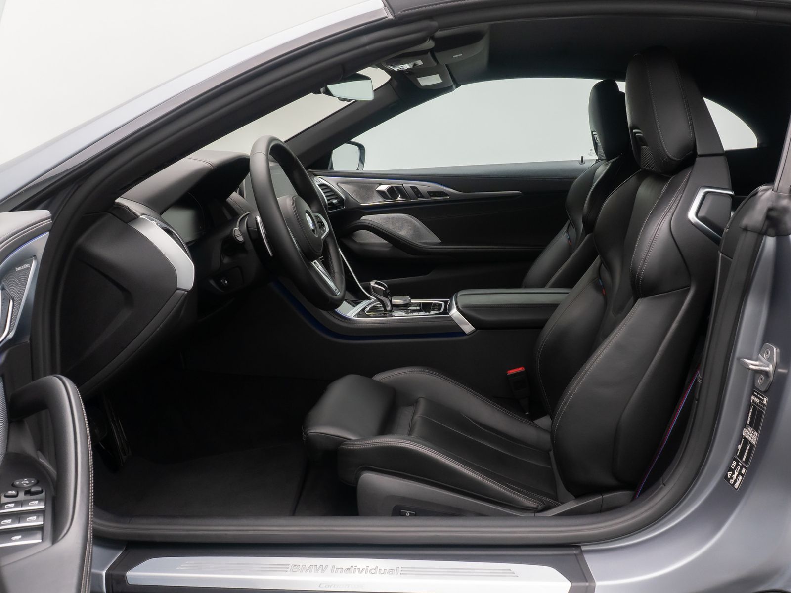 Fahrzeugabbildung BMW M850i xD Cabrio 360°B&W Laser Individual 20"Voll
