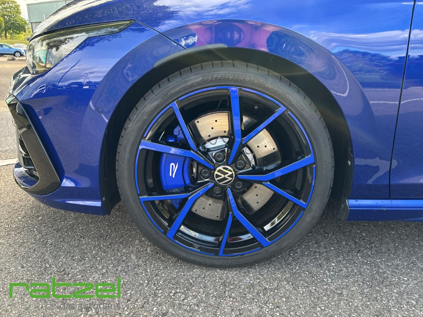 Fahrzeugabbildung Volkswagen Golf R VIII 4Motion 2.0 TSI DSG Navi HUD Har/Kar
