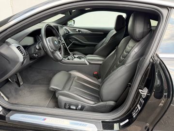 BMW M850 - 11
