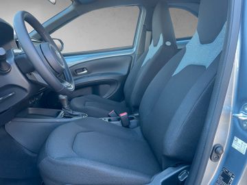 Toyota Aygo X 1.5 Hybrid Active *ACC*CAM*SHZ*X-CONNECT