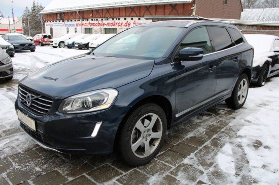 Volvo XC60 D5 AWD Summum BiXenon Leder Panorama Rückf