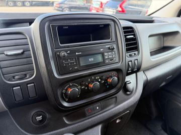 Renault Trafic - 10