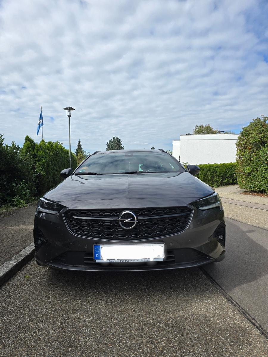 Opel Insignia 2.0 Diesel 128kW Ultimate Auto ST U...