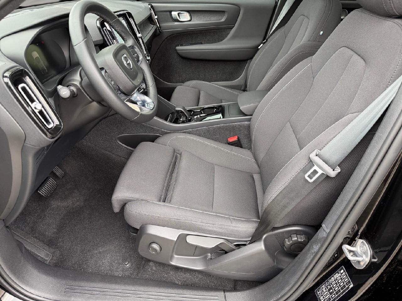 Fahrzeugabbildung Volvo C40 Plus Recharge Pure Electric 2WD
