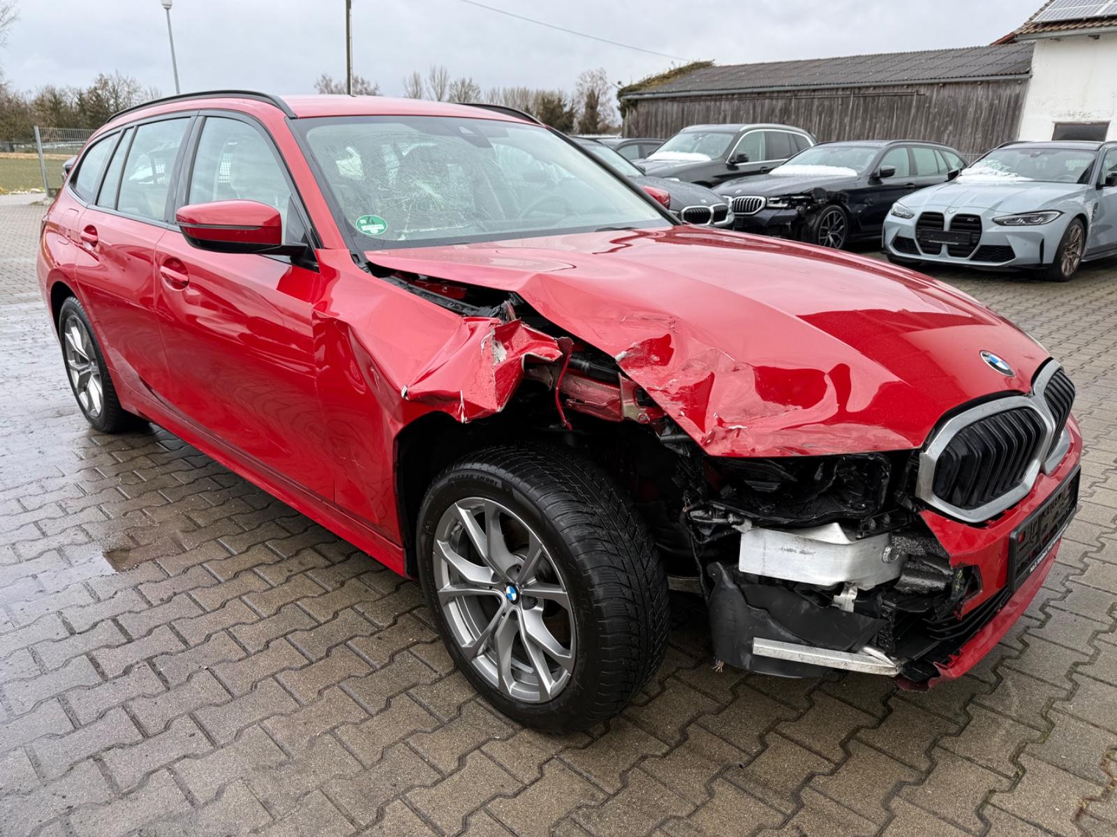 BMW 320d Touring Autom./Navi/Kurved/Leder/Sportsitz