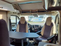 Chausson V 594 S VIP, Skyroof