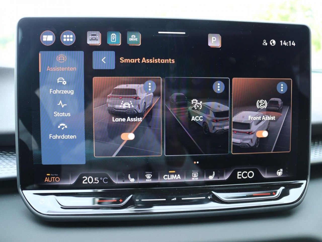 Fahrzeugabbildung CUPRA Terramar VZ 1.5 e-Hybrid DSG
