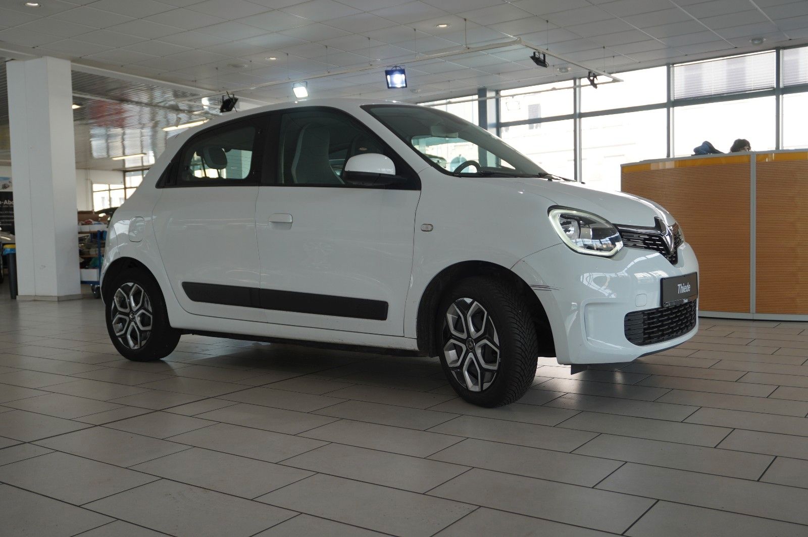 Fahrzeugabbildung Renault Twingo 1.0 SCE LIMITED 5-TÜR  LED/KLIMA/USB/BT