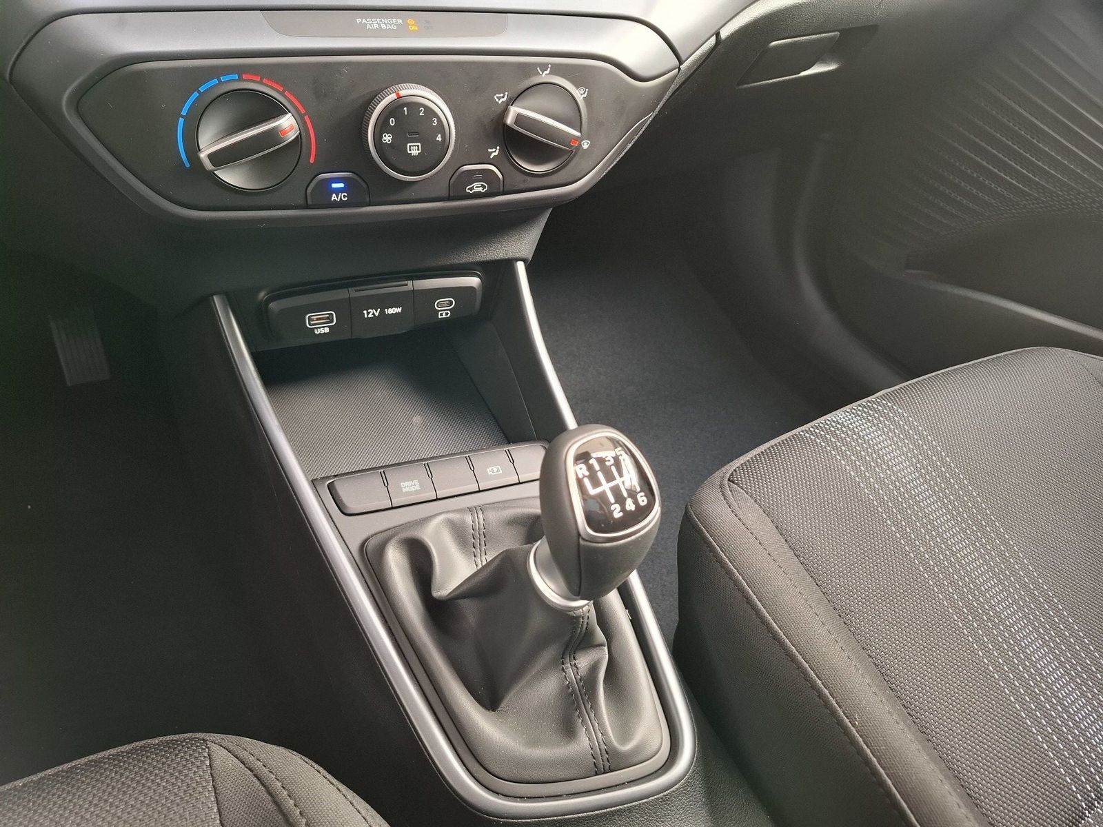 Hyundai i20 - Bild 24