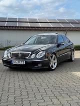 Mercedes-Benz Mercedes e 500 - gebrauchte Mercedes-Benz E 500 aus dem Jahr 2003