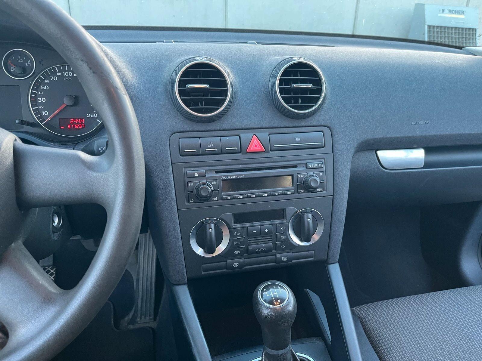 Audi A3 2005 — photo 15