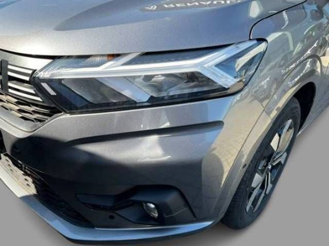 Fahrzeugabbildung Dacia Sandero Journey TCe 90