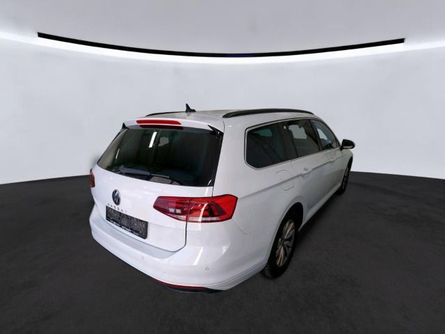 Volkswagen Passat Variant - Bild 2