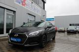 Hyundai i40 cw blue Trend AHK Bi-Xenon 1.Hd. Garantie - Hyundai i40 Trend mit Benzin-Antrieb