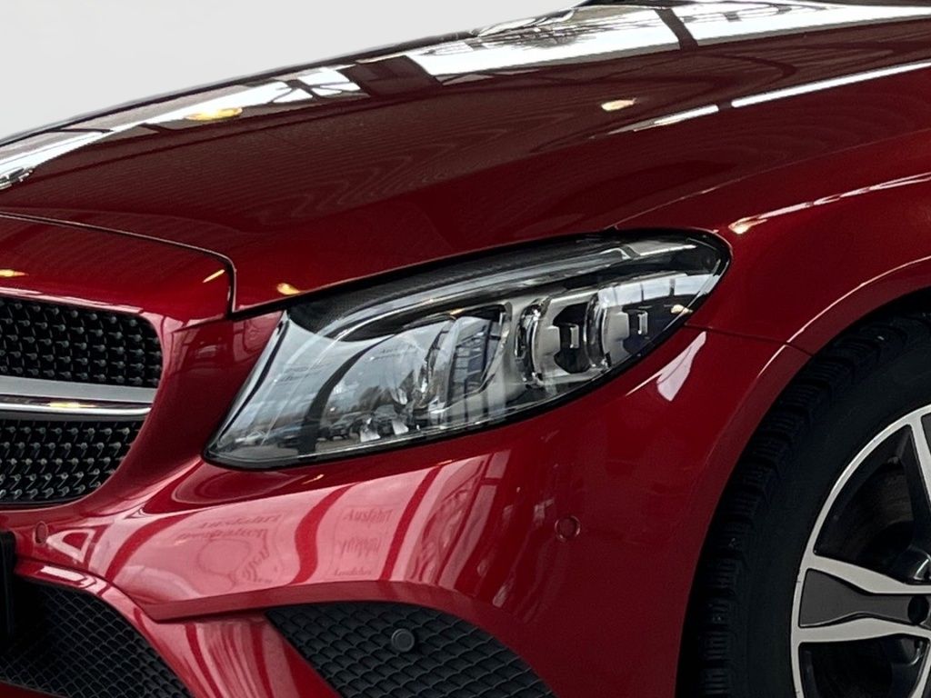 Fahrzeugabbildung Mercedes-Benz C 200 Coupé Distronic+ Navi LED SHZ KeyLess KAM