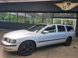 Volvo V70 2.4 Comfort T-LEDER/Multimedia/AHK - Volvo V70 aus 2003