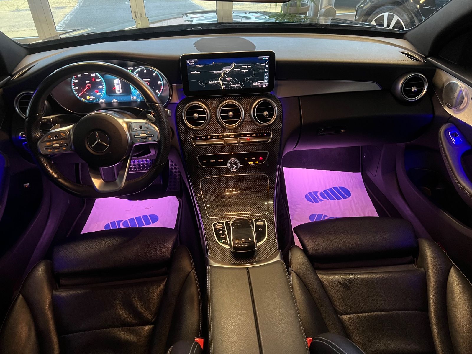 Fahrzeugabbildung Mercedes-Benz C 300 d Lim. AMG LINE DIGITALTACHO*HEADUP*CARBON