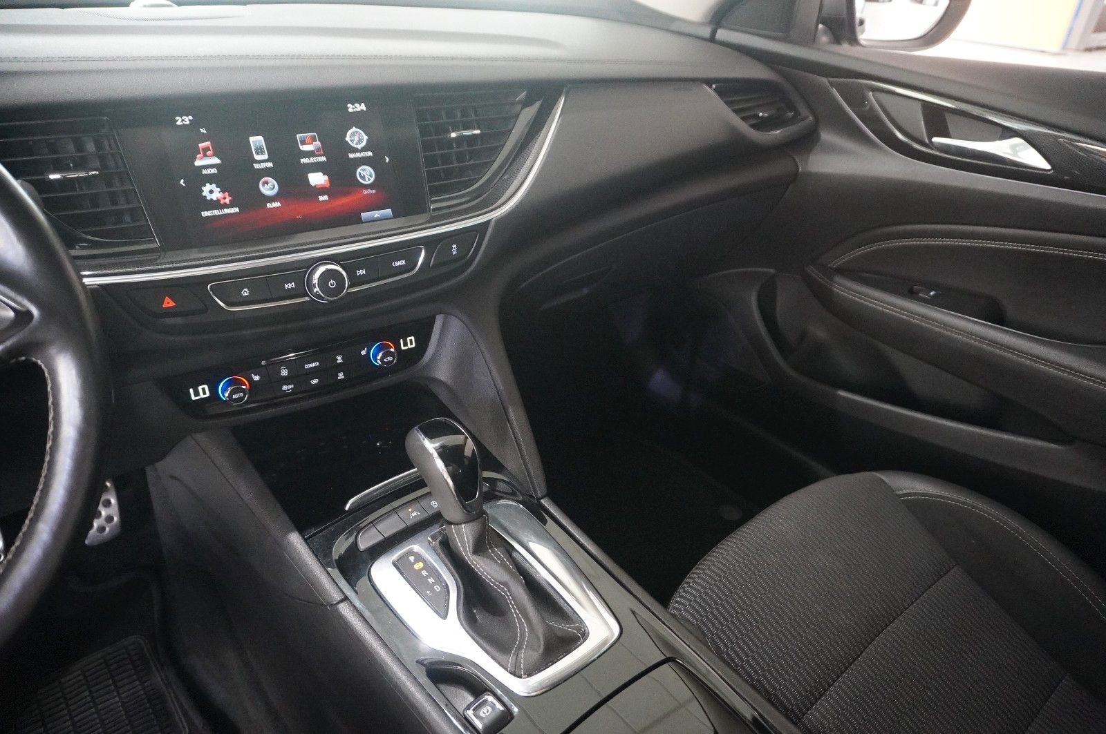 Fahrzeugabbildung Opel Insignia B GS 1.5T DYNAM. NAVI/LED/KAMERA/VIRTU.