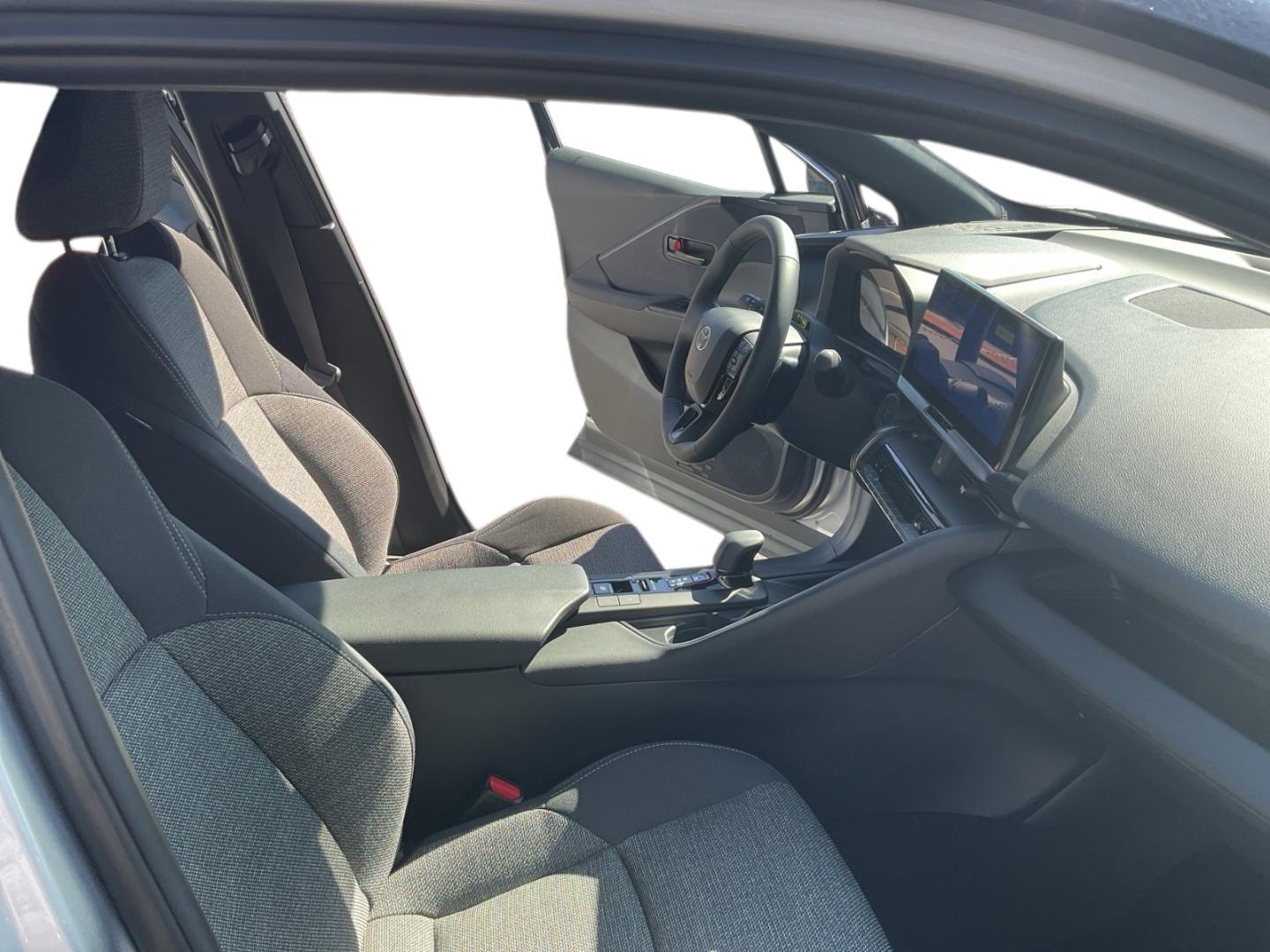 Toyota C-HR Plug-In 2,0 l, 223 PS CVT.4x2 Plugin SUV TE