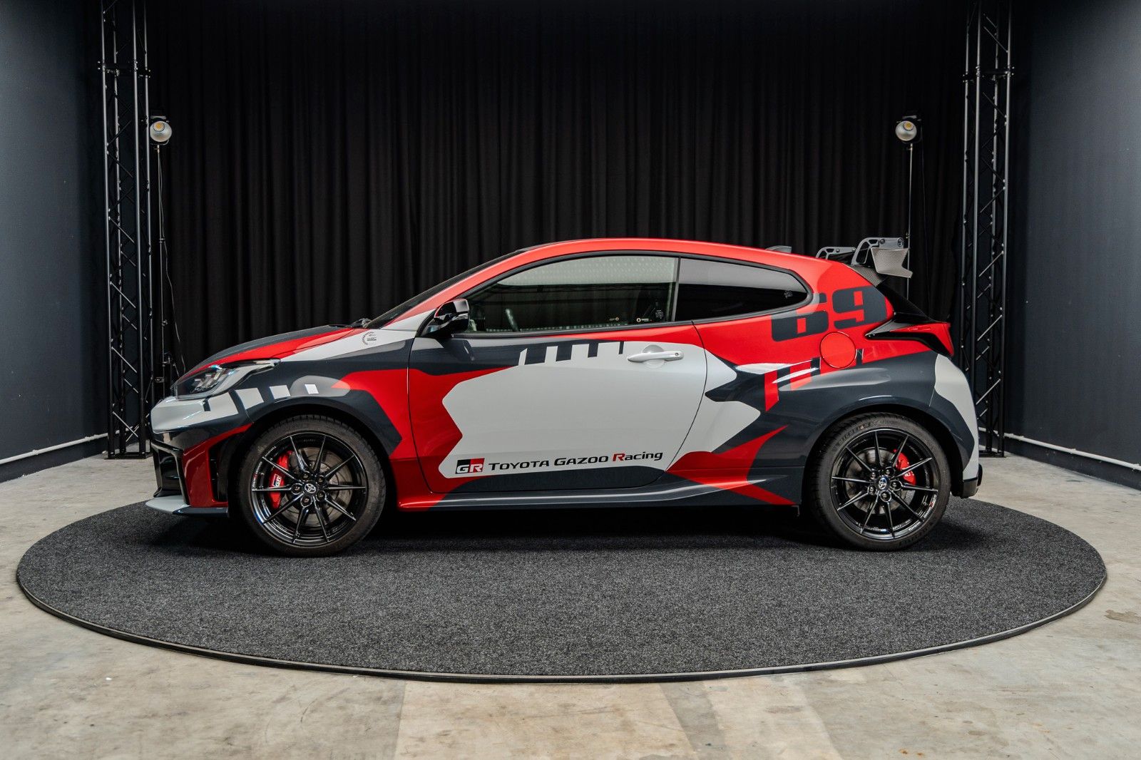 Fahrzeugabbildung Toyota Yaris 1.6-l-Turbo GR Rovanperä Edition