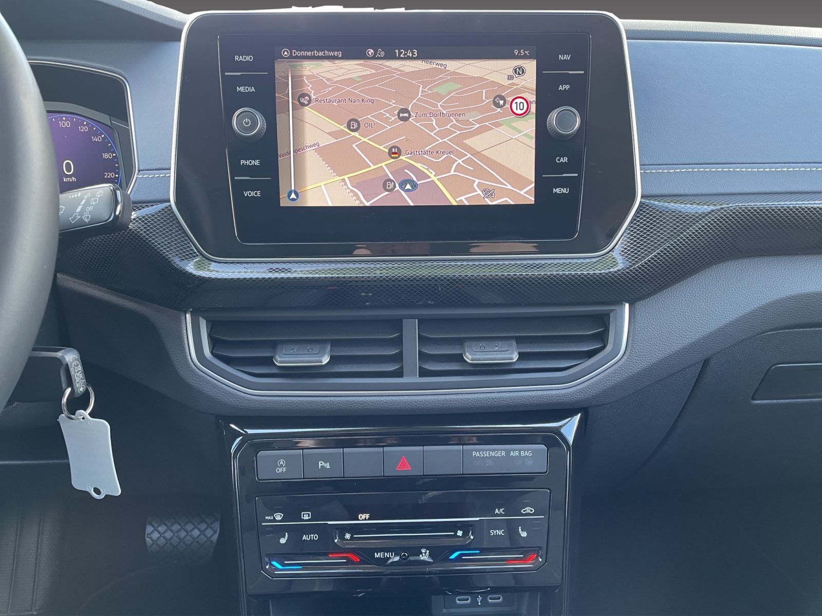 Volkswagen T-Cross - Bild 12