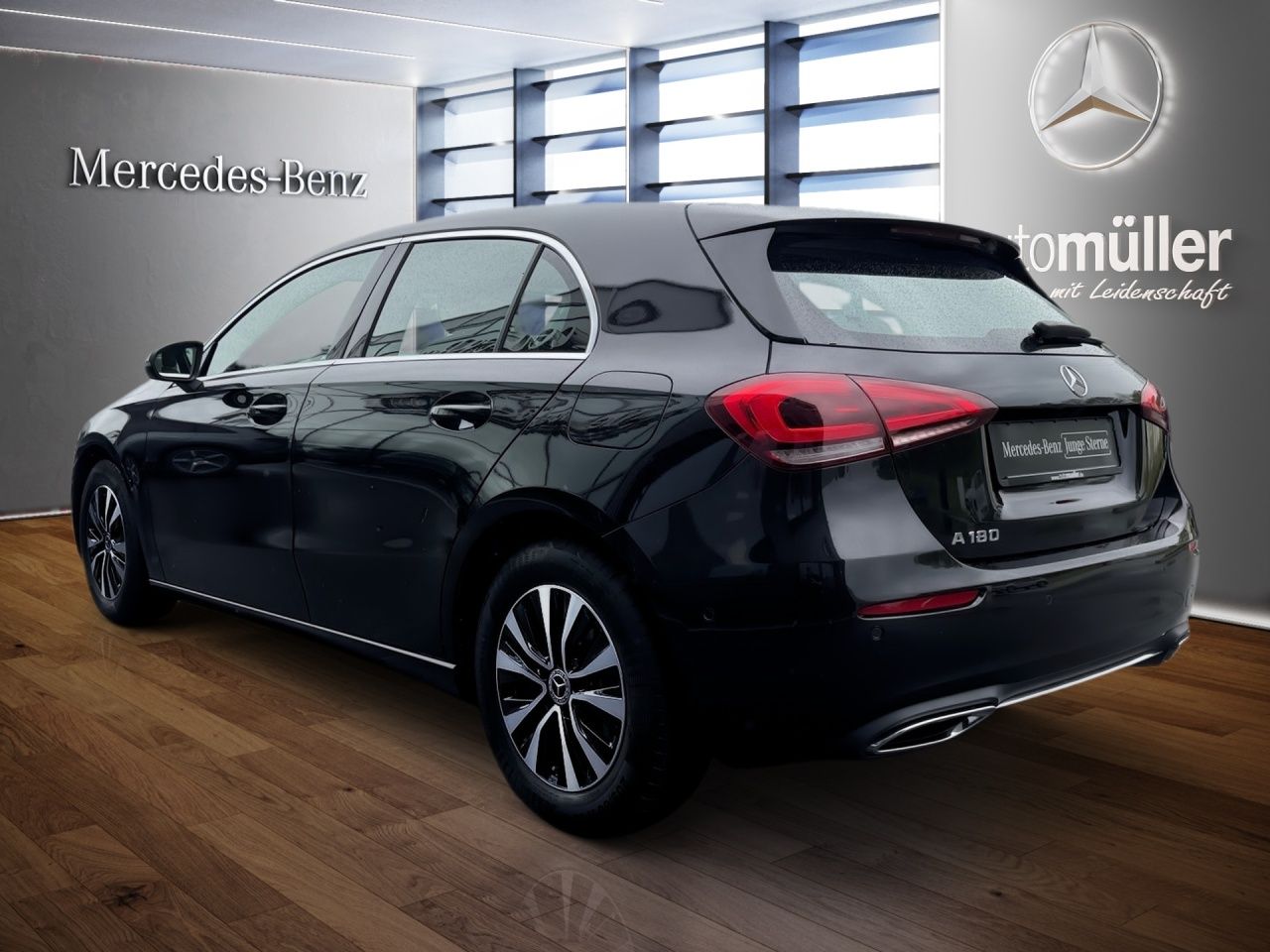 Fahrzeugabbildung Mercedes-Benz A 180 PROGRESSIVE+MULTIBEAM+CARPL+KAMERA+SHZG+