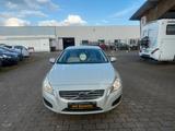 Volvo V60 T4 Kinetic TURBO & Service NEU Automatikget. - Volvo V60