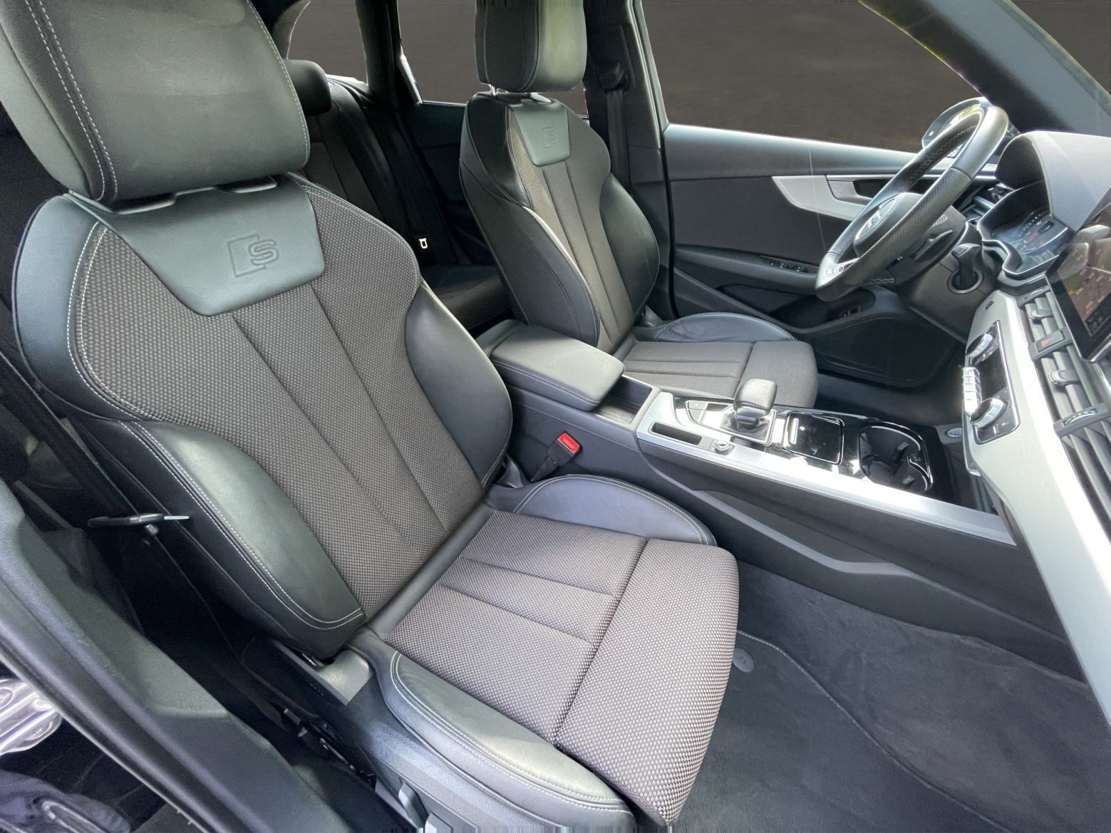Audi A4 - Bild 19