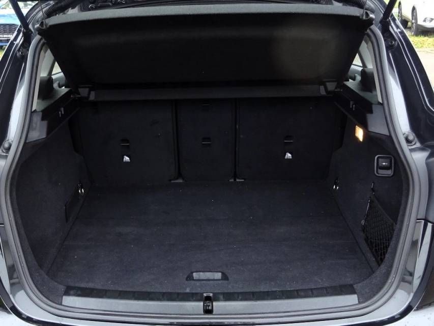 Fahrzeugabbildung BMW 218d 2.0 Active Tourer Automatik Advantage 8-fac