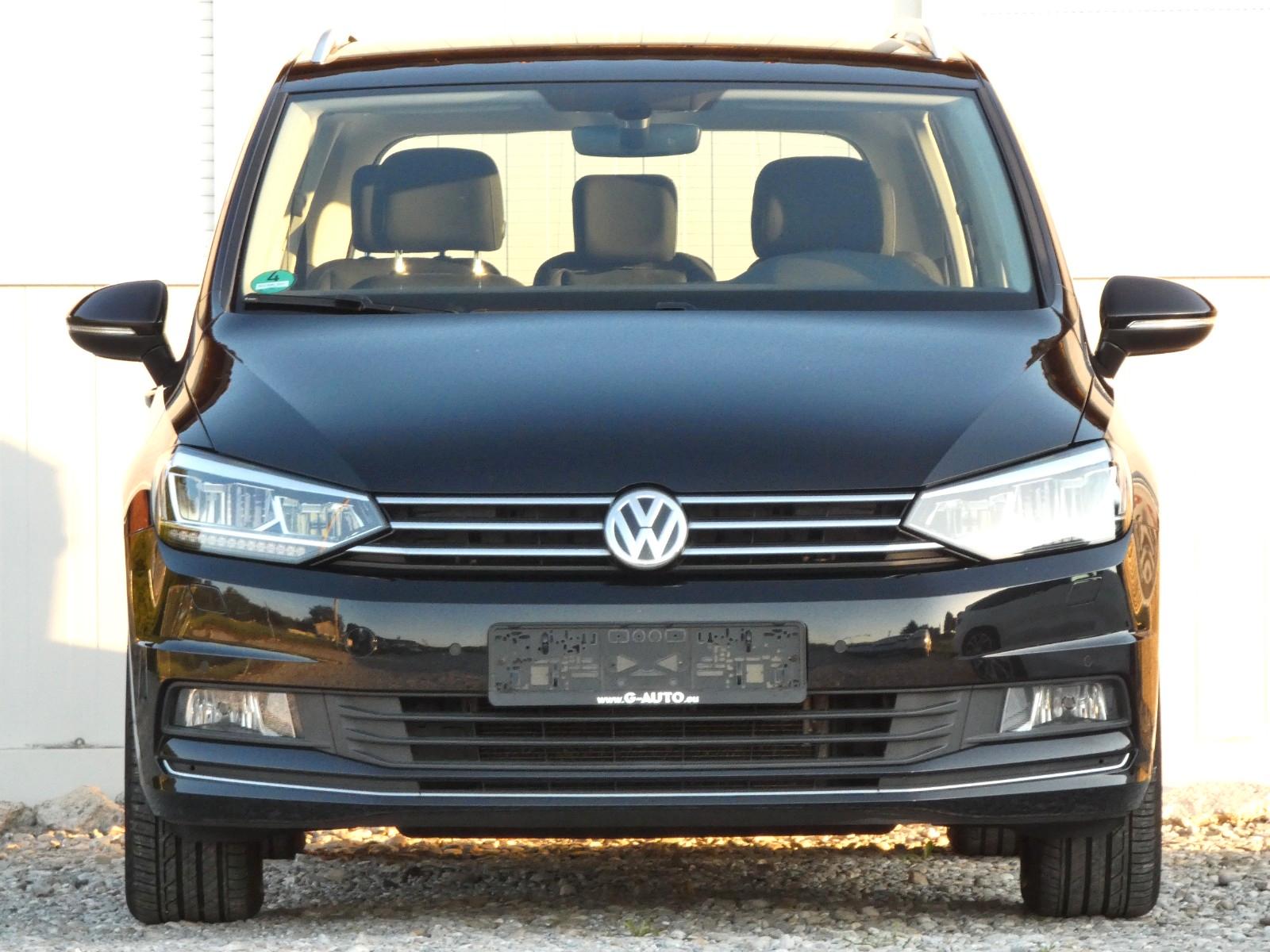 Volkswagen Touran Highline 2.0 tdi DSG LED/KAMERA/ALCANTARA