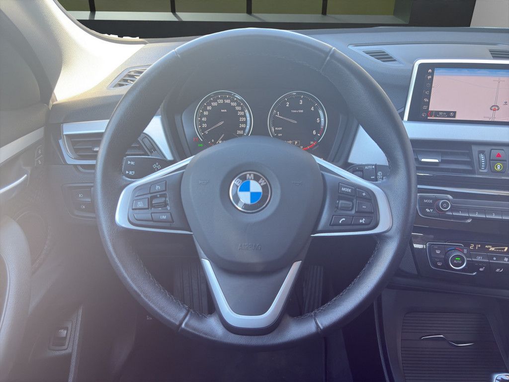 BMW X1 sDrive18d ADVANTAGE LED NAVI PDC SHZ FSE 17" foto 9