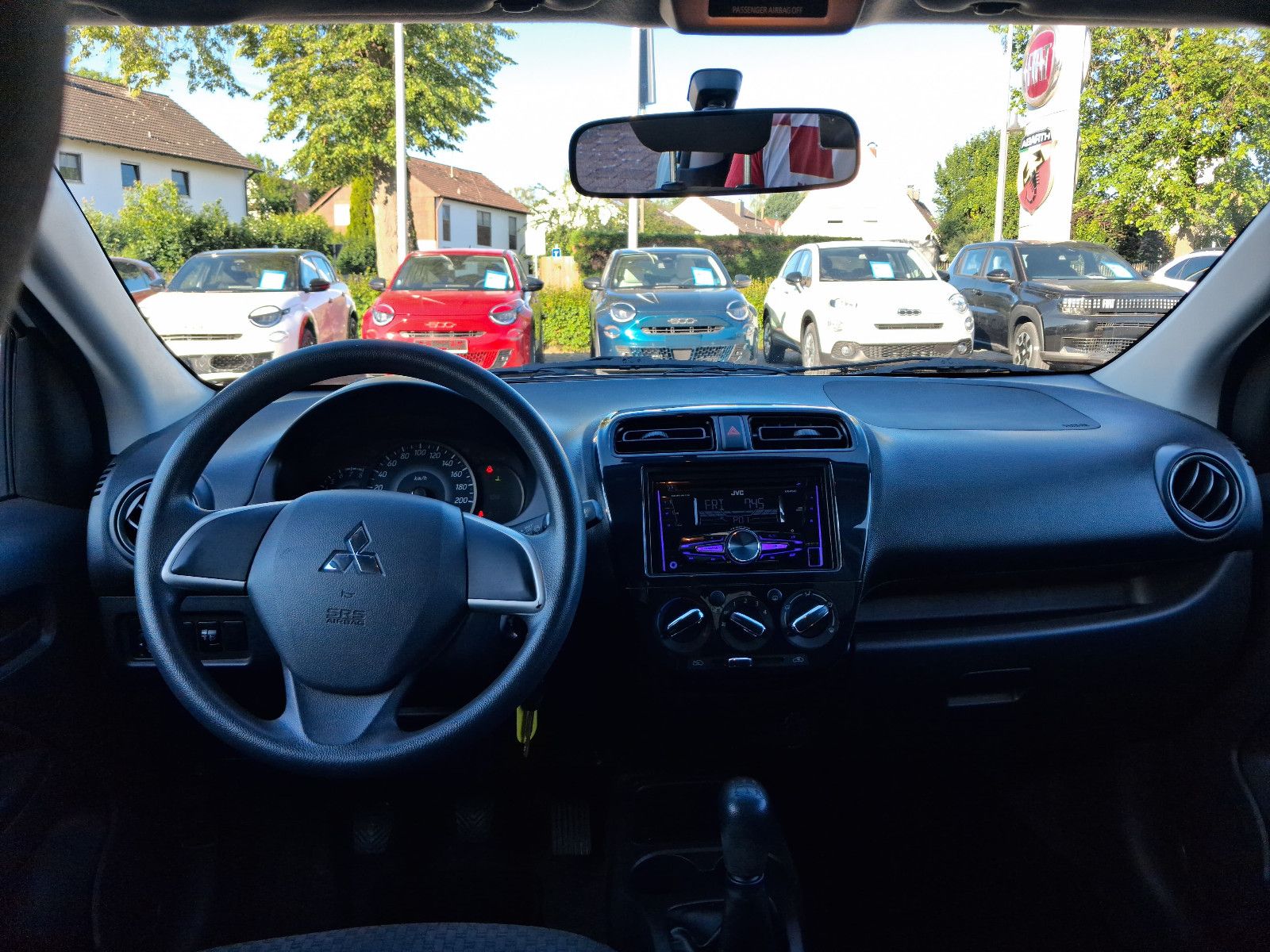 Fahrzeugabbildung Mitsubishi Space Star Basis
