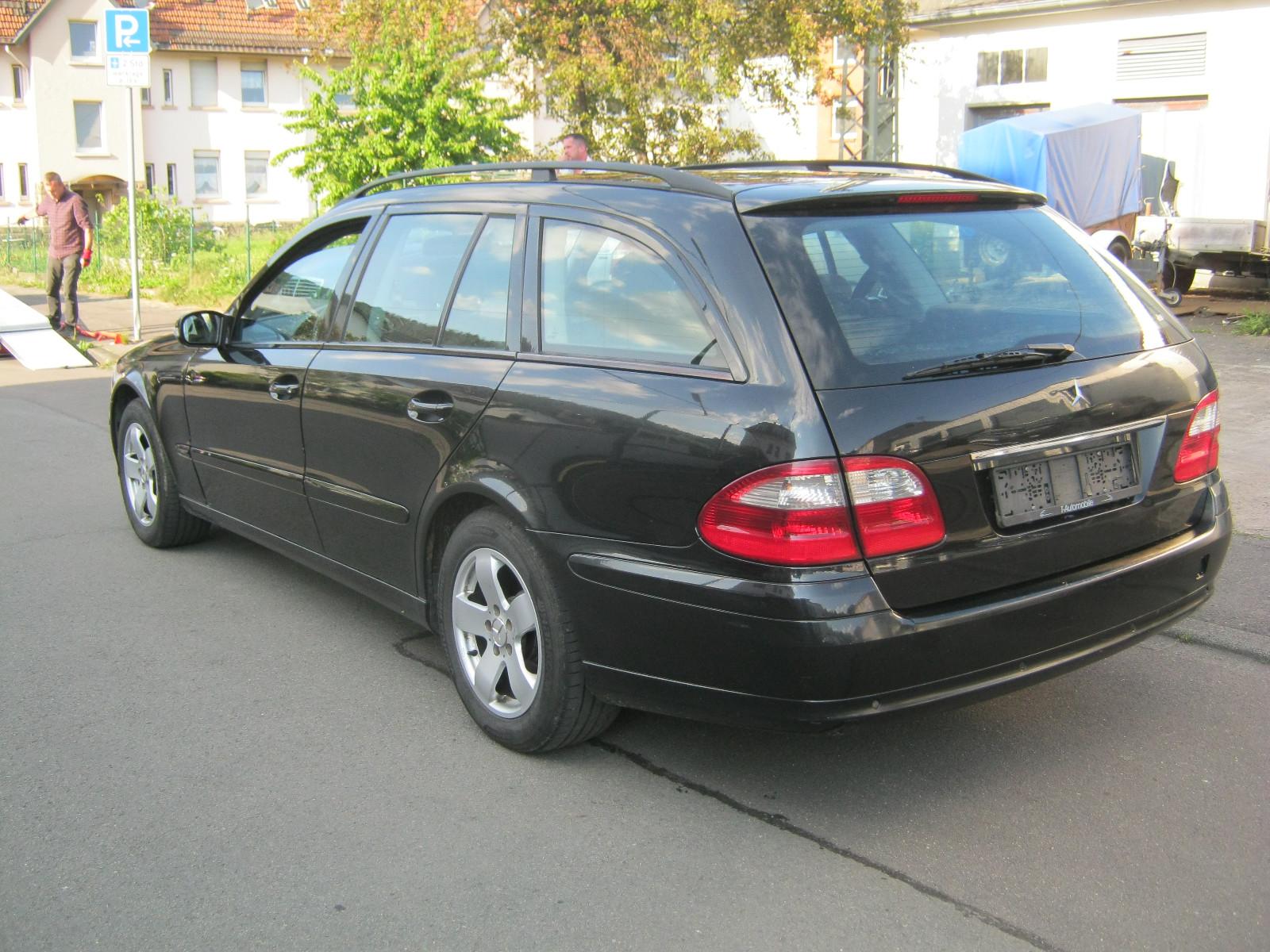 Mercedes-Benz E 220 CDI T CLASSIC Classic