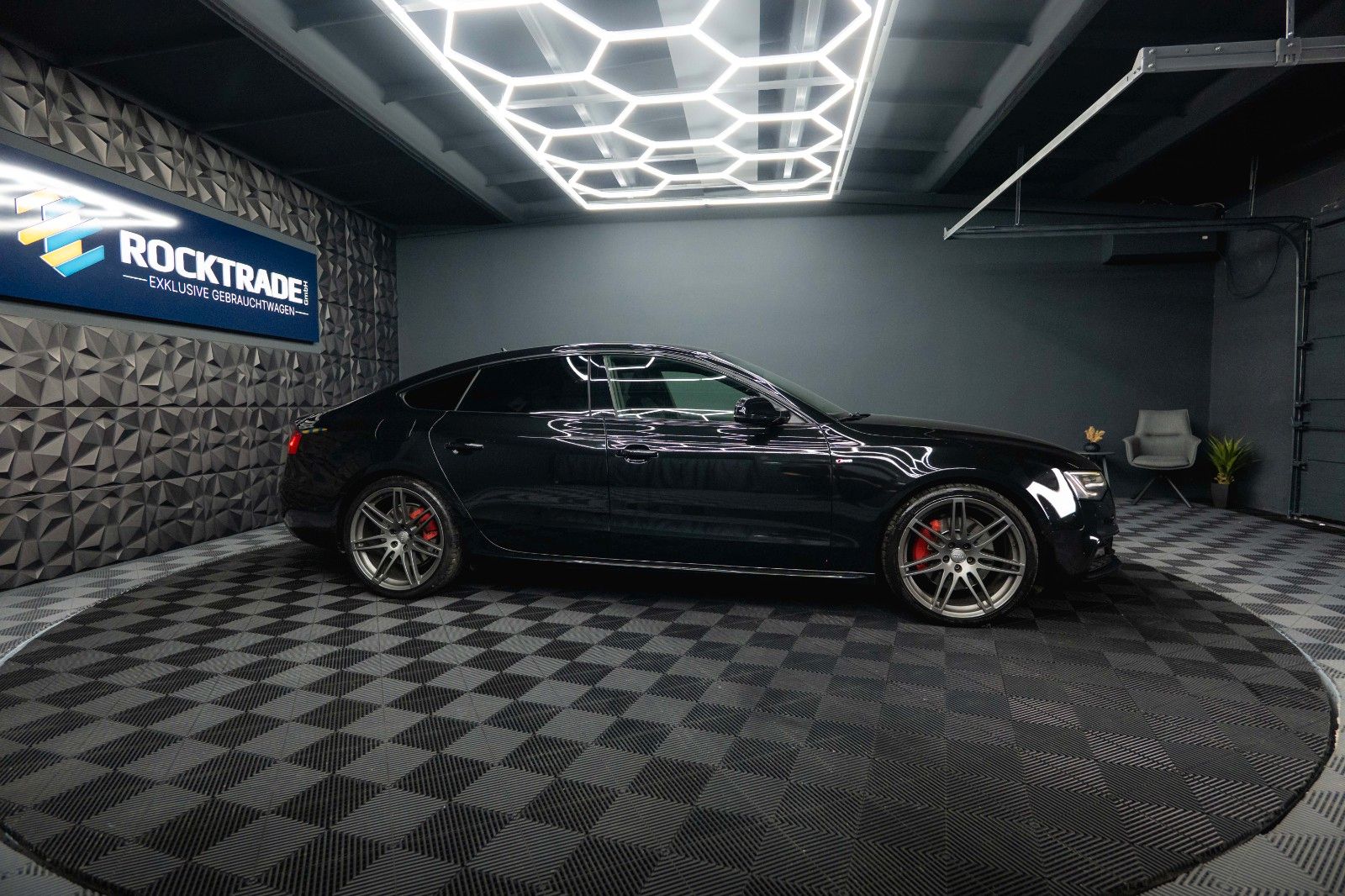 Fahrzeugabbildung Audi A5 Sportback 3.0 TDI quattro S-Line Sport+ Black