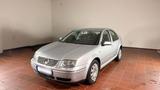 Volkswagen 1.6 Bora*Automatik*Bi Xenon* - gebrauchte VW Bora aus dem Jahr 2002