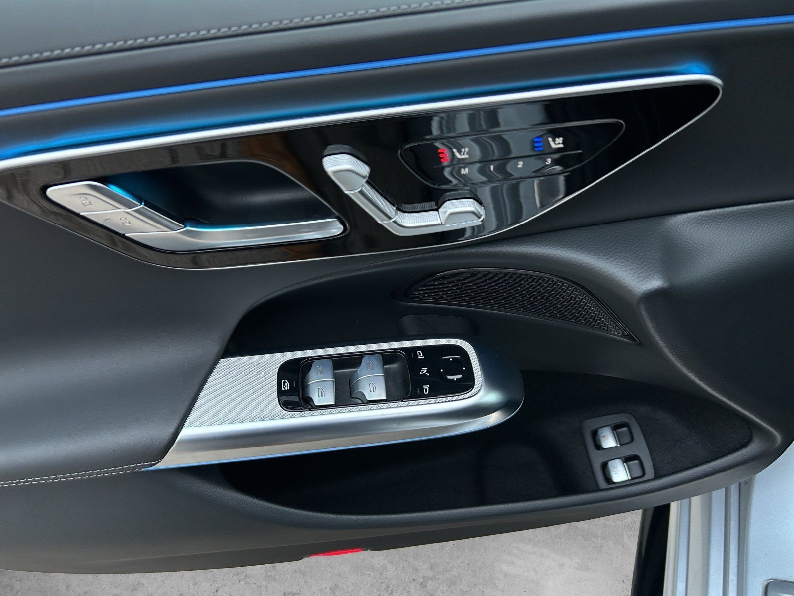 Fahrzeugabbildung Mercedes-Benz E 53 AMG Perf.Sitze DYNAMIC+ Carbon AHK Driver's