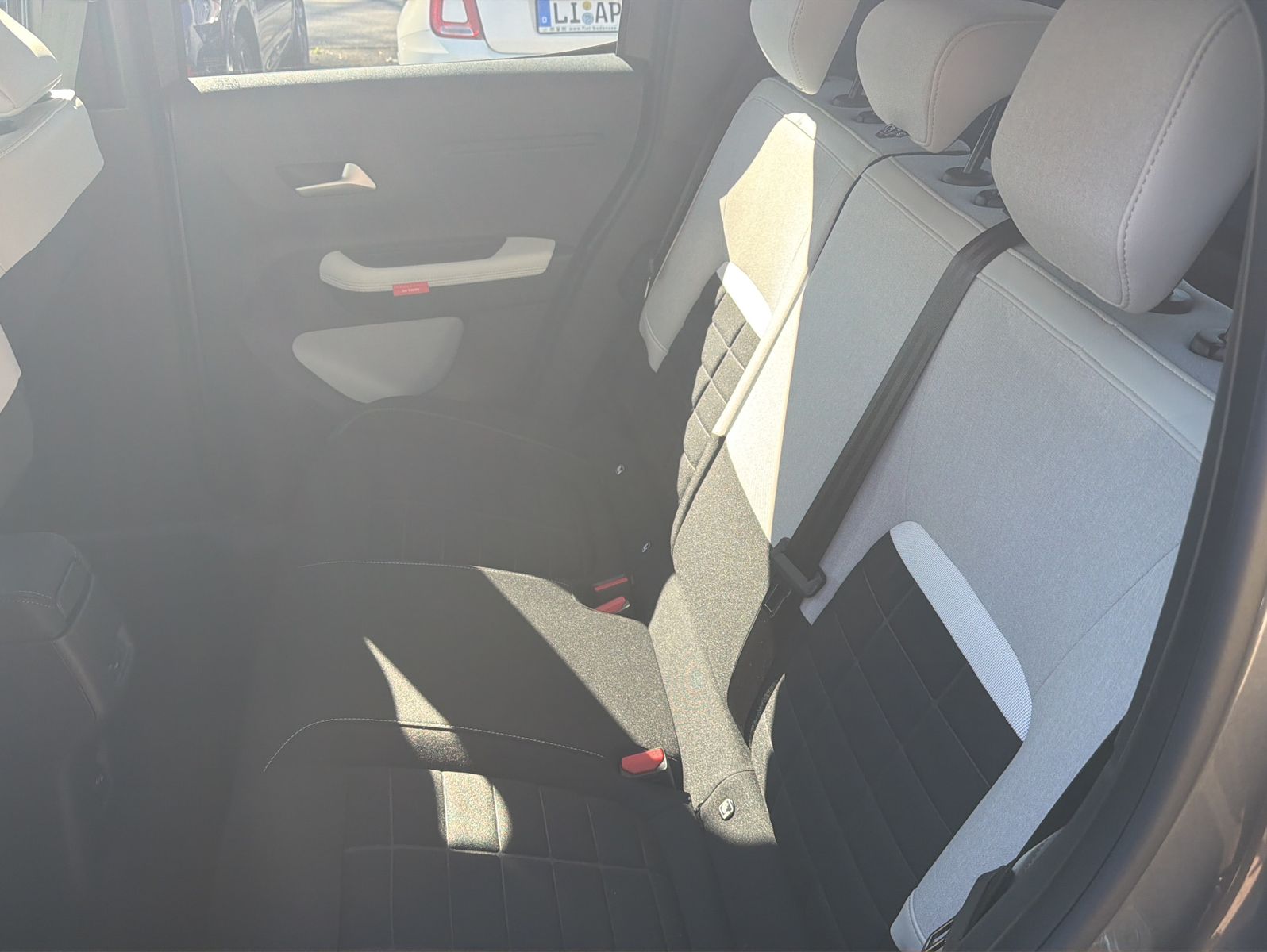 Fahrzeugabbildung Citroën C3 MAX ë 113 MAX nur 750 KM